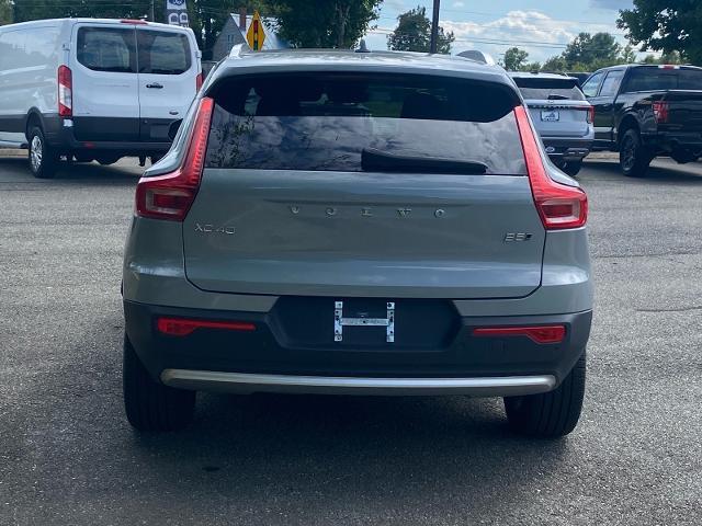 2024 Volvo XC40