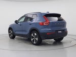 2024 XC40 Thumbnail 2