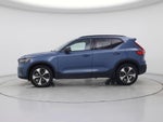 2024 XC40 Thumbnail 3