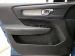 2024 XC40 Thumbnail 12