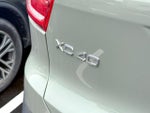 2024 XC40 Thumbnail 7