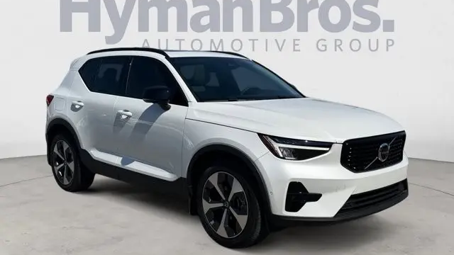 Preowned 2023 Volvo XC40 B5 Plus Dark Theme for Sale