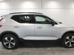 2024 XC40 Thumbnail 11