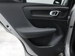 2024 XC40 Thumbnail 18