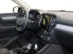 2024 XC40 Thumbnail 32