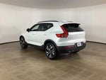 2024 XC40 Thumbnail 7