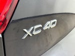 2023 XC40 Thumbnail 8
