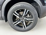 2023 XC40 Thumbnail 8