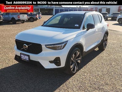 2024 Volvo XC40 AWD B5 Plus Dark Theme 4DR SUV