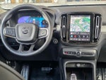 2024 XC40 Thumbnail 10