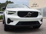 2023 XC40 Thumbnail 2