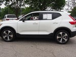 2023 XC40 Thumbnail 5