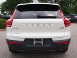 2023 XC40 Thumbnail 7