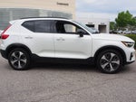 2023 XC40 Thumbnail 9
