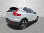 2023 XC40 Thumbnail 2