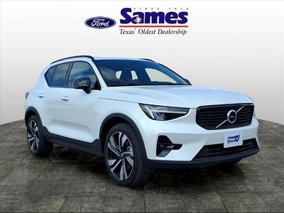 Photo of a 2024 Volvo XC40 AWD B5 Plus Dark Theme 4DR SUV for sale