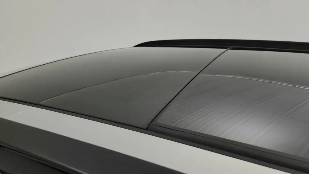 2025 Volvo XC40 B5 Ultra Dark Theme