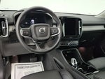 2025 XC40 Thumbnail 13