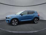 2025 XC40 Thumbnail 4