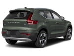 2025 XC40 Thumbnail 3