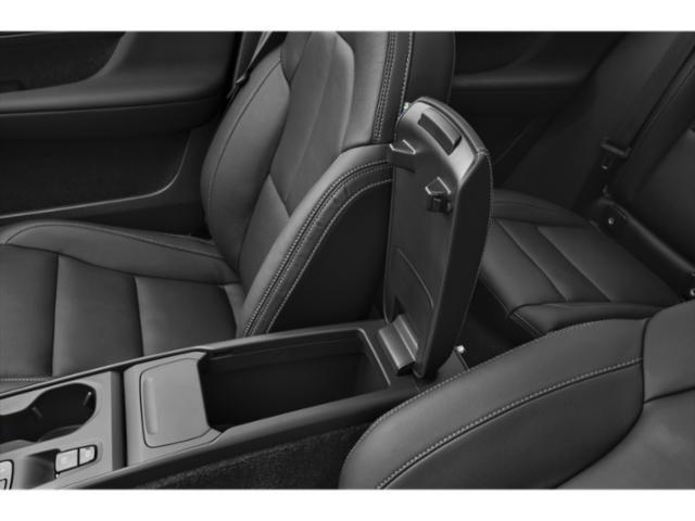 2026 Volvo XC40 - $50,525
