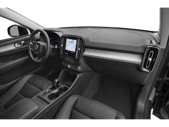 2026 Volvo XC40 - $50,525