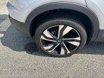 2024 XC40 Thumbnail 17