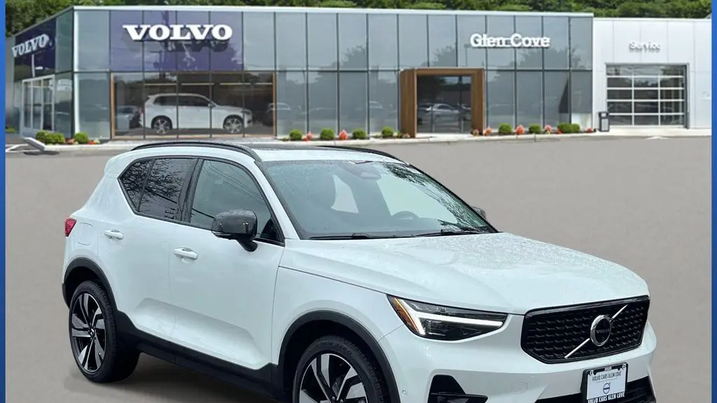 Preowned 2026 Volvo XC40 B5 Ultra for Sale