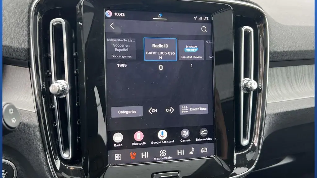 2026 Volvo XC40 B5 Ultra