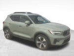 2023 XC40 Thumbnail 6