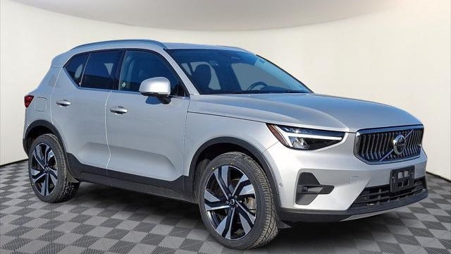 Preowned 2023 Volvo XC40 B5 Plus Bright Theme for Sale