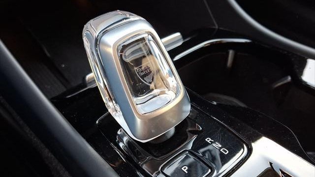 2023 Volvo XC40 B5 Plus Bright Theme