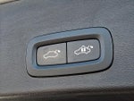 2023 XC40 Thumbnail 28