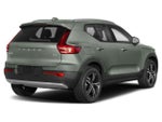2023 XC40 Thumbnail 3