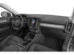 2023 XC40 Thumbnail 15