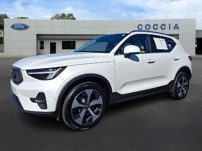 Photo of a 2023 Volvo XC40 AWD B5 Plus Bright Theme 4DR SUV for sale