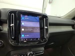 2023 XC40 Thumbnail 16