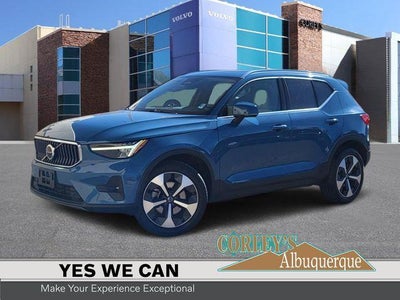 2023 Volvo XC40 AWD B5 Plus Bright Theme 4DR SUV