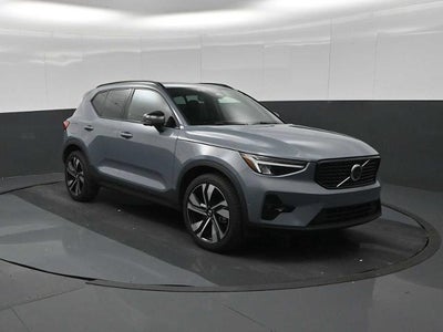 Photo of a 2023 Volvo XC40 AWD B5 Plus Dark Theme 4DR SUV for sale