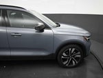 2023 XC40 Thumbnail 8
