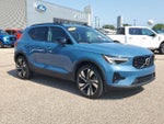 2023 XC40 Thumbnail 3