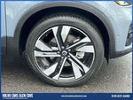 2023 XC40 Thumbnail 5