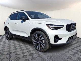 2023 Volvo XC40 with Crystal White Metallic Exterior