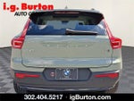 2023 XC40 Thumbnail 5