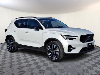 2023 Volvo XC40 with Crystal White Metallic Exterior