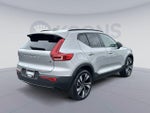 2023 XC40 Thumbnail 13