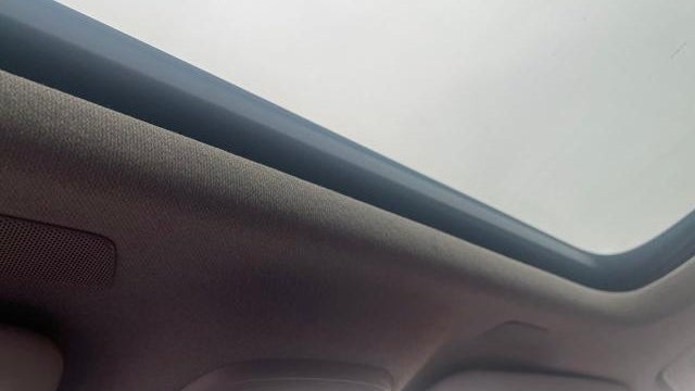 2023 Volvo XC40 B5 Plus Dark Theme