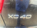 2023 XC40 Thumbnail 5