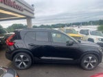 2023 XC40 Thumbnail 9