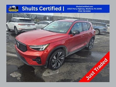 Photo of a 2023 Volvo XC40 AWD B5 Plus Dark Theme 4DR SUV for sale